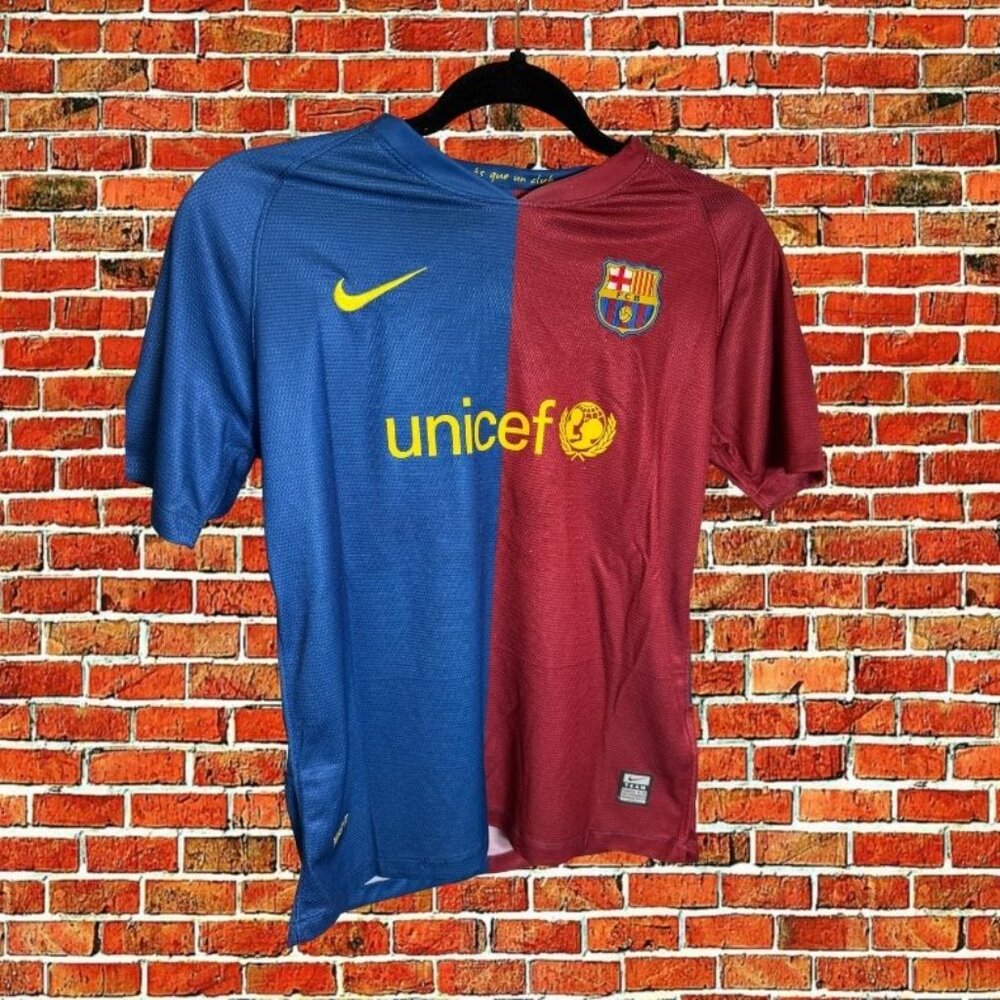 MESSI RETRO JERSEY